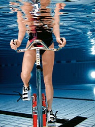 Aquabike, Aquafusion des activités de salles pour perdre du poids. Venez découvrir ces activités tendance qui font maigrir et tonifie vos corps.
