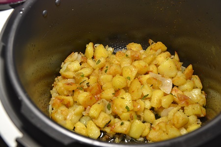Pommes de terre rissolées paprika cookeo